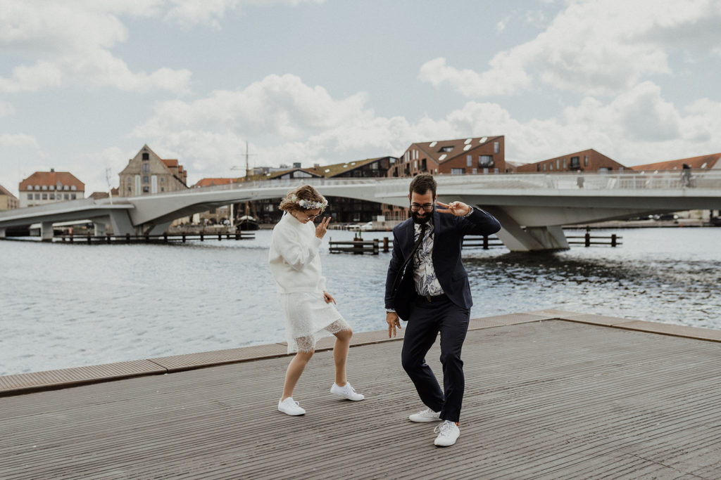 wedding couple dancing